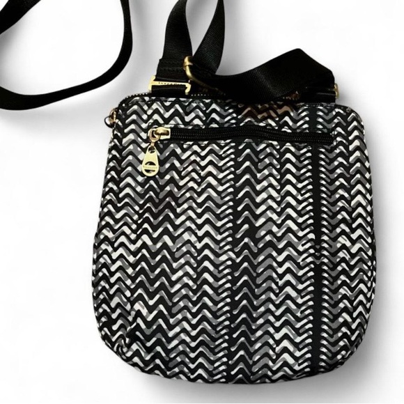 Baggallini Crossbody Bag - Picture 6 of 6